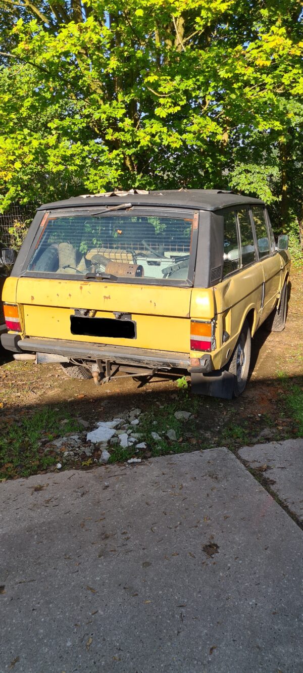 Range Rover Classic 2 deurs 3.5 cabr. V8 / 4bak LT95 BELASTINGVRIJ eerste toelating 06-02-1973 en geen APK plicht meer op benzine en LGP