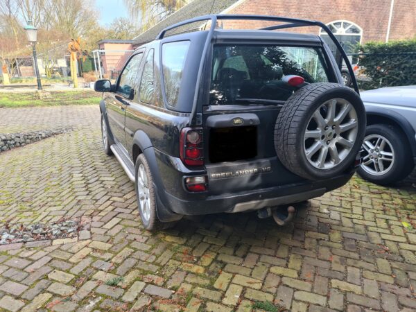 freelander 1 L314 2.5 V6 automaat hardtop uit 2004 kleur Java zwart ( 697 ) bekleding zwart leer / alcantara