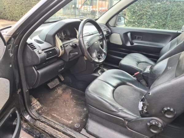 freelander 1 L314 2.5 V6 automaat hardtop uit 2004 kleur Java zwart ( 697 ) bekleding zwart leer / alcantara