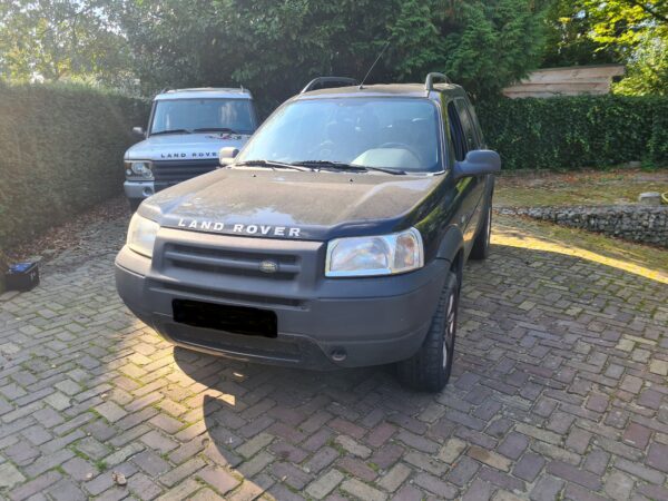 freelander 1 L314 stationwagen 1800 cc kleur zwart bouwjaar 2003