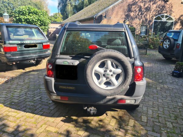 freelander 1 L314 stationwagen 1800 cc kleur zwart bouwjaar 2003