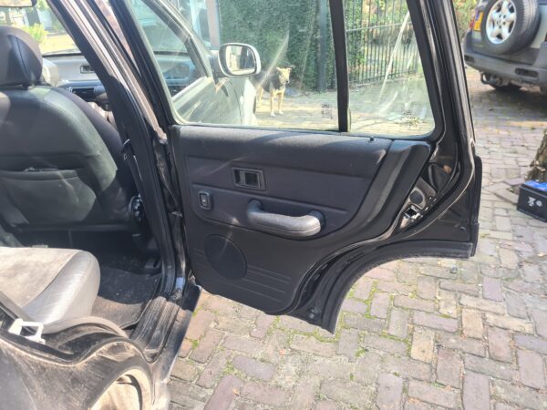 freelander 1 L314 stationwagen 1800 cc kleur zwart bouwjaar 2003