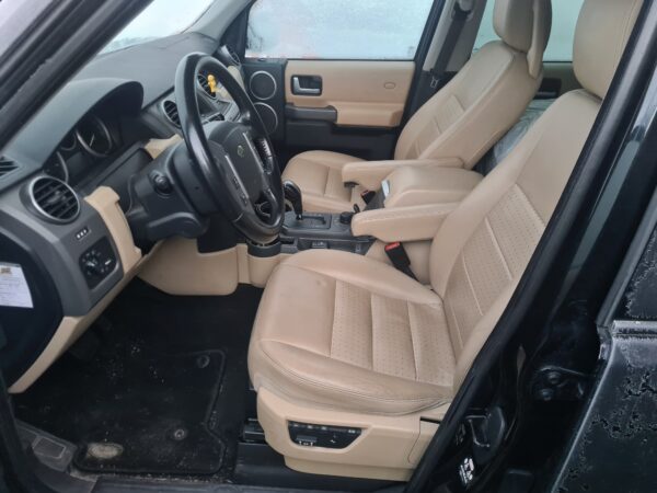 Discovery 3 L319 2.7 TDV6 Automaat zwart bouwjaar 2007 geel kenteken met beige leer 7 persoons
