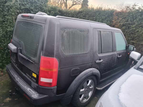 Discovery 3 L319 2.7 TDV6 Automaat zwart bouwjaar 2007 geel kenteken met beige leer 7 persoons