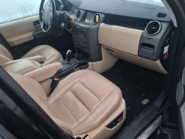 Discovery 3 L319 2.7 TDV6 Automaat zwart bouwjaar 2007 geel kenteken met beige leer 7 persoons