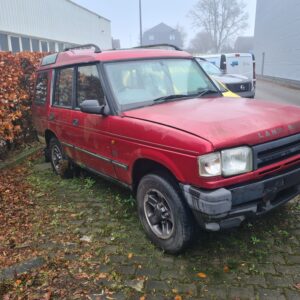 discovery 1 4 deurs V8 RHD kleur rood met grijs leer bekleding met electrische bedienbare voorstoelen WORDT VERWACHT BINNENKORT