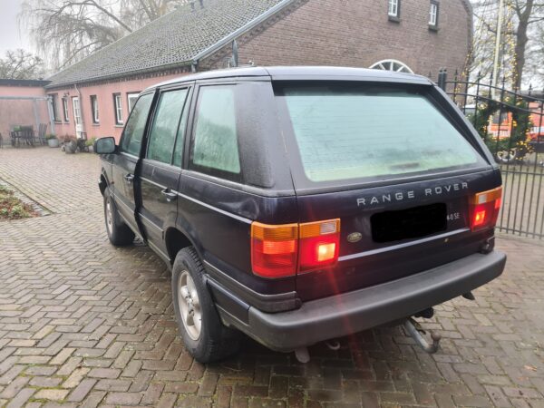 range rover P38 4.0 V8 automaat HSE bouwjaar 1999 kleur blauw met electrische stoelen beige leer