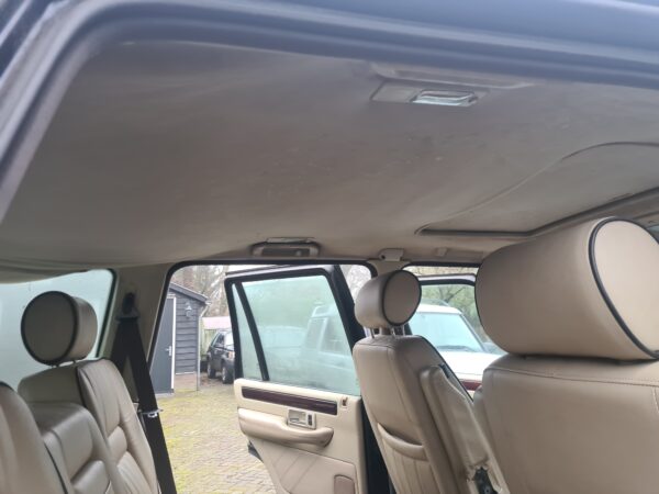 range rover P38 4.0 V8 automaat HSE bouwjaar 1999 kleur blauw met electrische stoelen beige leer