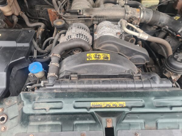 range rover P38 4.0 V8 automaat HSE bouwjaar 1999 kleur groen met electrische stoelen moka beige leer en terreinbanden