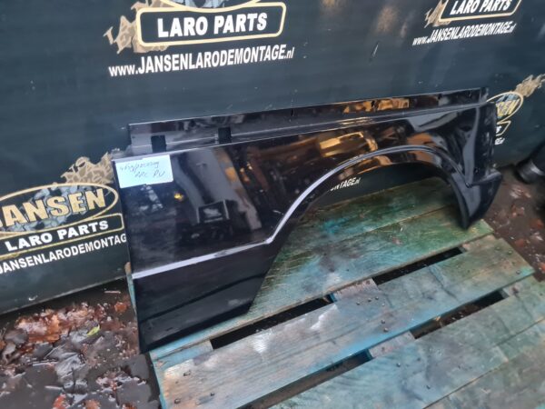 range rover classic achterscherm hoek rechts kleur zwart