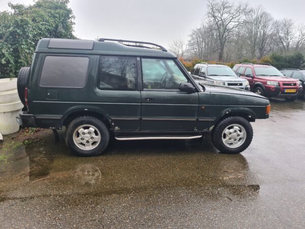Discovery 300 Tdi handgeschakeld 2 deurs bouwjaar 1998