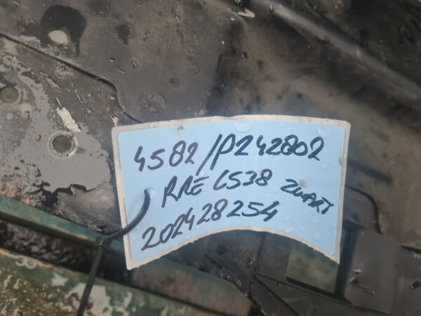 Range Rover Evoque L538 front slot bumper kaal kleur zwart