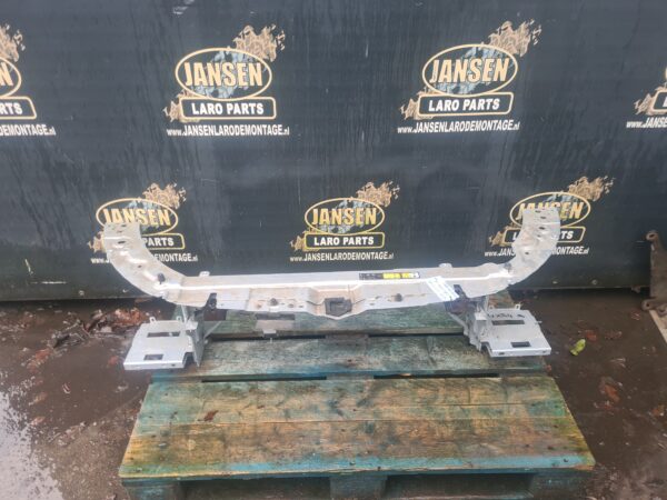 Range Rover Evoque L538 front slot bumper kaal kleur zwart