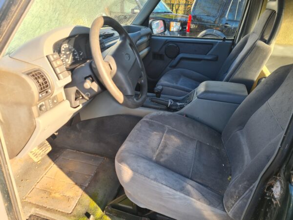 Discovery 300 Tdi automaat 2 deurs bouwjaar 1999 grijskenteken