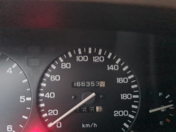 Discovery 1 300 Tdi automaat 4 deurs bouwjaar 1997 beige stoffen bekleding 7 persoons