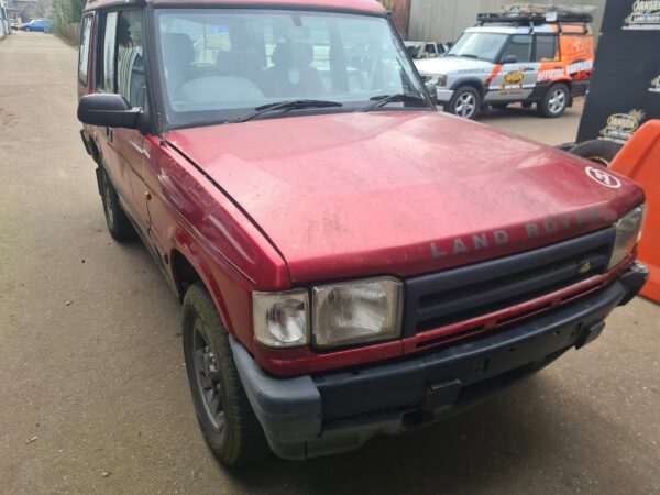 Discovery 1 RHD 3.9 EFI V8 automaat 5 persoons met electrische voorstoelen en achterbank grijs leer bouwjaar 1996