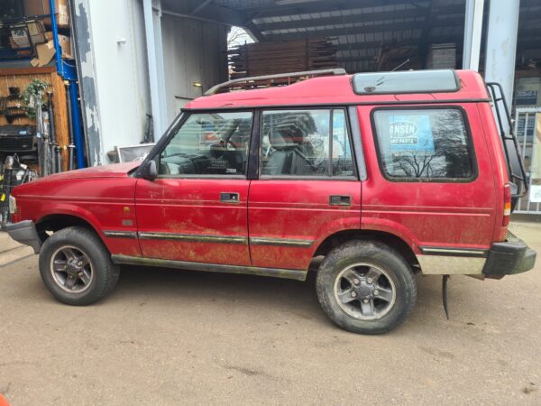 Discovery 1 RHD 3.9 EFI V8 automaat 5 persoons met electrische voorstoelen en achterbank grijs leer bouwjaar 1996