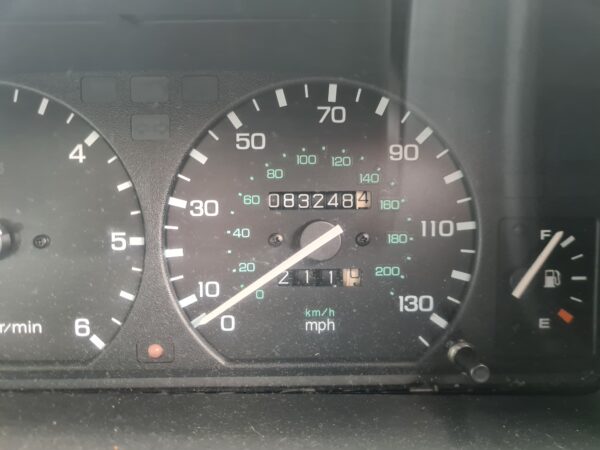 Discovery 1 RHD 3.9 EFI V8 automaat 5 persoons met electrische voorstoelen en achterbank grijs leer bouwjaar 1996