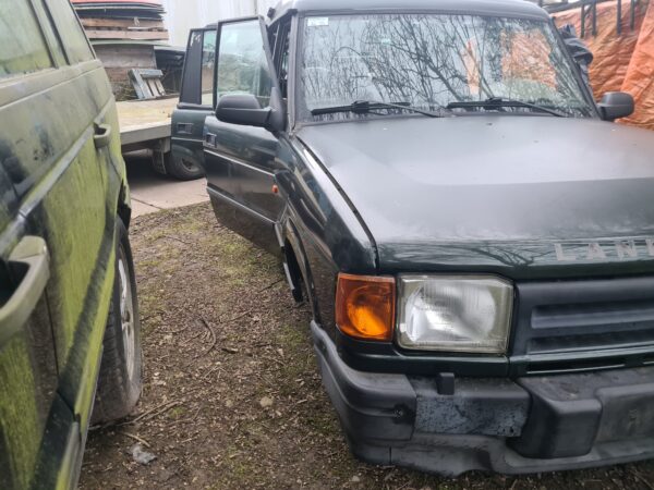 discovery 1 300 Tdi bouwjaar 1995 handbak 5 deurs groenmetalic grijskenteken Body