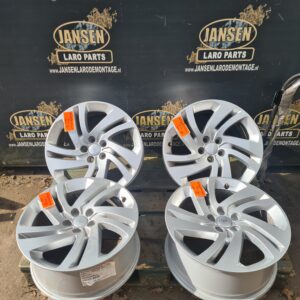 range rover evoque L538 velgen set 4x 8Jx19" ch45 6 spaaks silver Sparkle