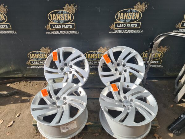 range rover evoque L538 velgen set 4x 8Jx19" ch45 6 spaaks silver Sparkle