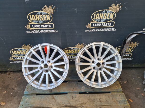 range rover evoque L538 velgen set 4x 8Jx19" ch45 6 spaaks silver Sparkle