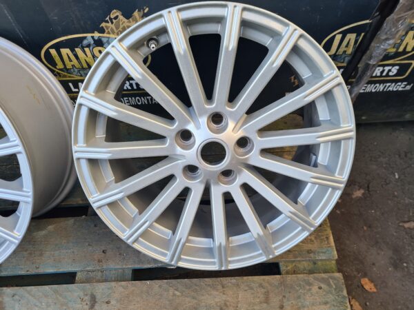 range rover evoque L538 velgen set 4x 8Jx19" ch45 6 spaaks silver Sparkle