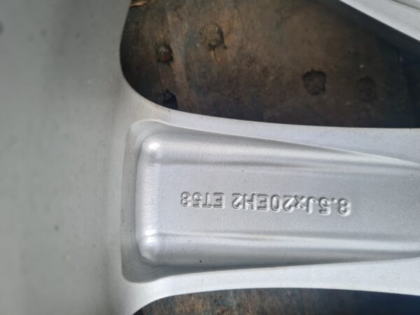 Range Rover L322 tot 2009 velg 8.5Jx20 " silver sparkle