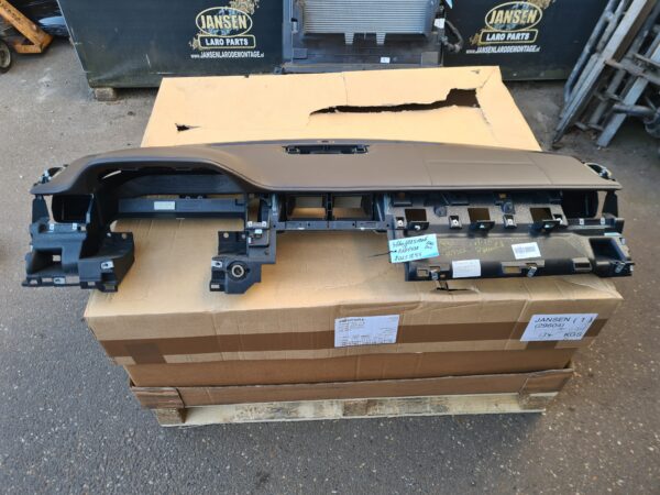 Range Rover Evoque L538 dashbord LHD kleur Espresso Leer kaal ( bruin )