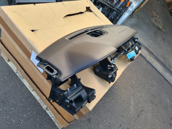 Range Rover Evoque L538 dashbord LHD kleur Espresso Leer kaal ( bruin )