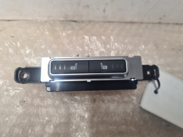Range Rover Evoque L538 / Range Rover Sport L494 stoelverwarmings schakelaar
