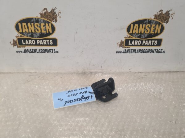 Defender L316 steun panhardstang LHD