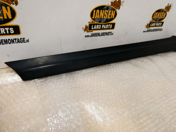 Range Rover P38 A style bekleding voorruit links voor buiten BTR7853 DCB101270