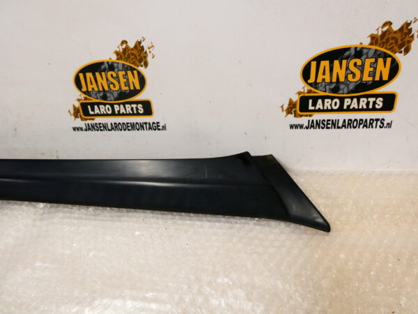 Range Rover P38 A style bekleding voorruit links voor buiten BTR7853 DCB101270