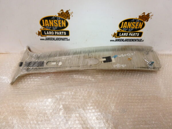 Range Rover P38 B/C style afwerking links EMG100970LUM BTR9069LUM