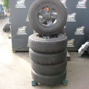 banden set met velg staal type zwaar uitgevoerd 16" x 7 J 7 stuks met General Grabber HTS 265x75xR16"