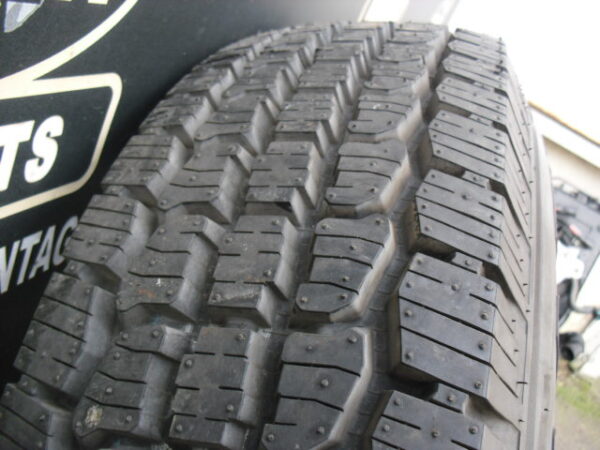 banden set met velg staal type zwaar uitgevoerd 16" x 7 J 7 stuks met General Grabber HTS 265x75xR16"