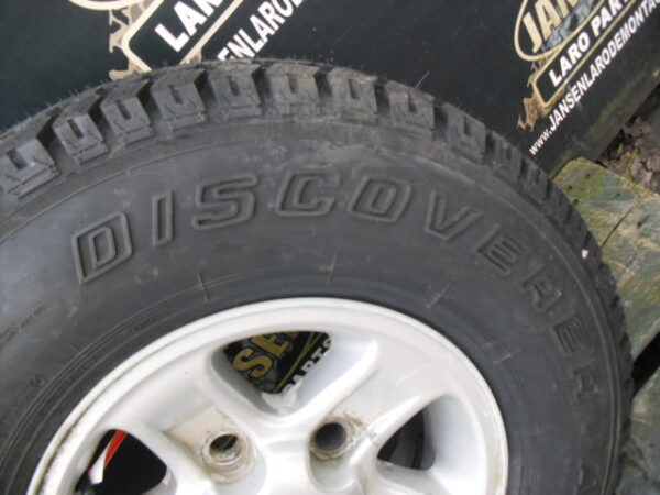 banden set met velg staal type zwaar uitgevoerd 16" x 7 J 7 stuks met General Grabber HTS 265x75xR16"