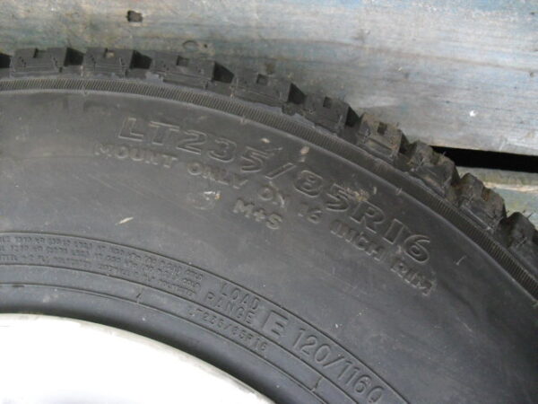 banden set met velg staal type zwaar uitgevoerd 16" x 7 J 7 stuks met General Grabber HTS 265x75xR16"