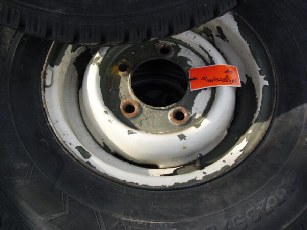 banden set met velg staal type zwaar uitgevoerd 16" x 7 J 7 stuks met General Grabber HTS 265x75xR16"