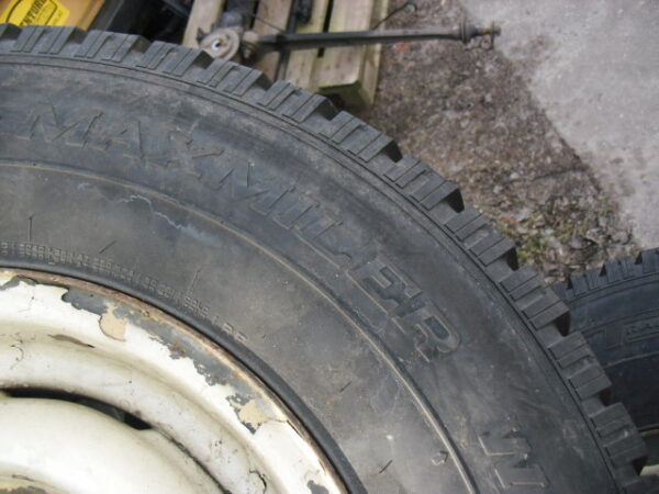banden set met velg staal type zwaar uitgevoerd 16" x 7 J 7 stuks met General Grabber HTS 265x75xR16"