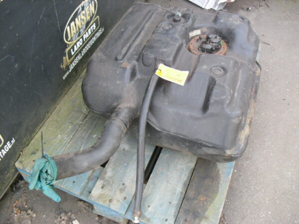 banden set met velg staal type zwaar uitgevoerd 16" x 7 J 7 stuks met General Grabber HTS 265x75xR16"