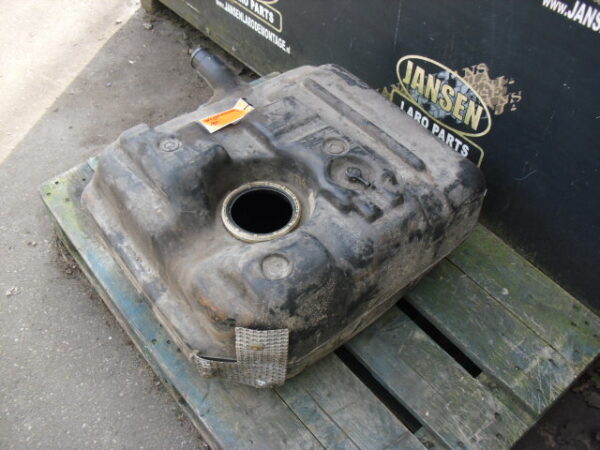 banden set met velg staal type zwaar uitgevoerd 16" x 7 J 7 stuks met General Grabber HTS 265x75xR16"