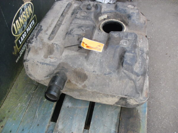 banden set met velg staal type zwaar uitgevoerd 16" x 7 J 7 stuks met General Grabber HTS 265x75xR16"