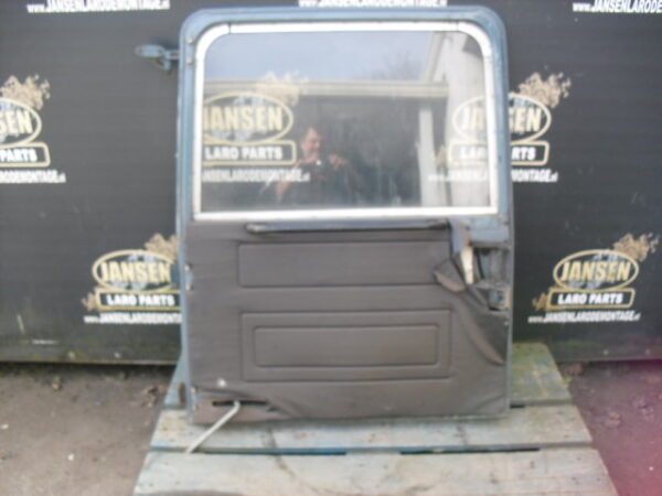 Defender L316 linker voor portier compleet kleur grijs