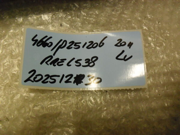 Range Rover Velar L560 achterlicht balk achterklep