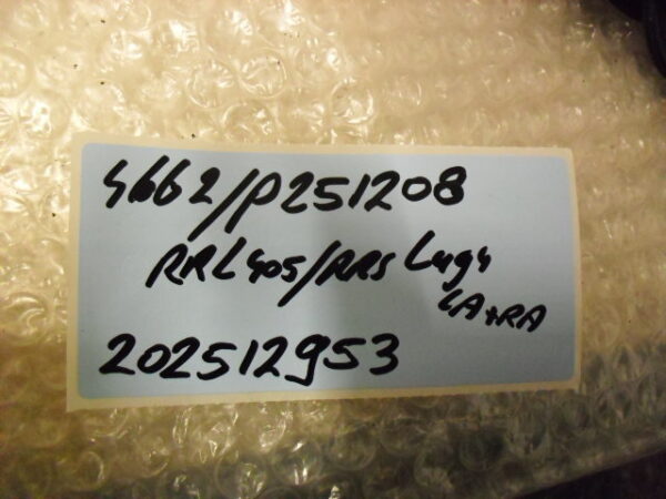 Range Rover Velar L560 achterlicht balk achterklep