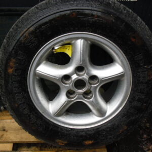 Set velgen 4 stuk 16'' Stratos . Discovery 2 L318 / Range Rover P38. met banden Pirelli Scorpion Ice & Snow 255x65xr16"