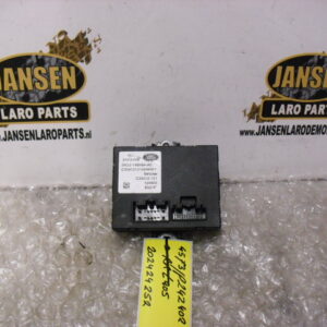 range rover L405 afwerkkapje links achter slotvanger achterklep