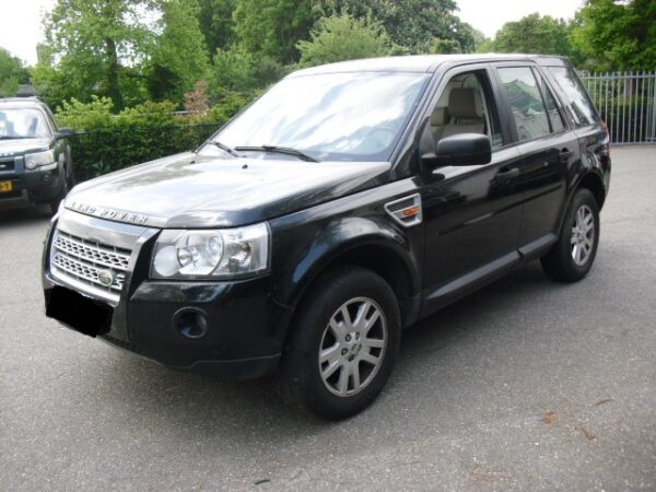 freelander 2 L359 Td4 2.2 diesel automaat kleur zwart uit 2008